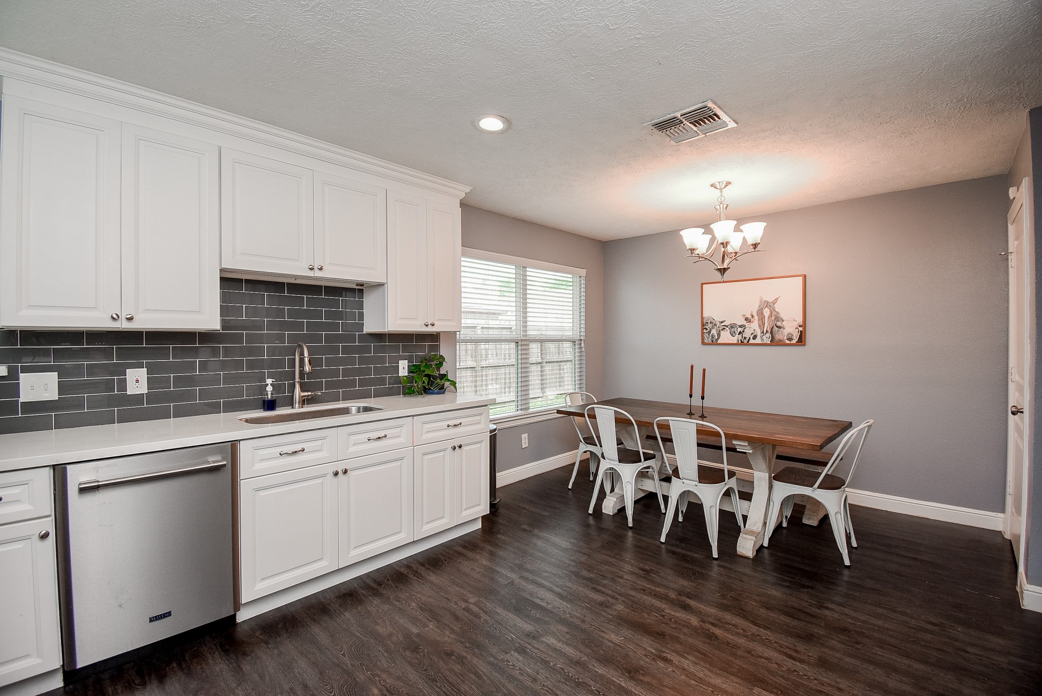 5911 Butterfly Circle Pasadena, TX 77505 - Photo 17 of 45