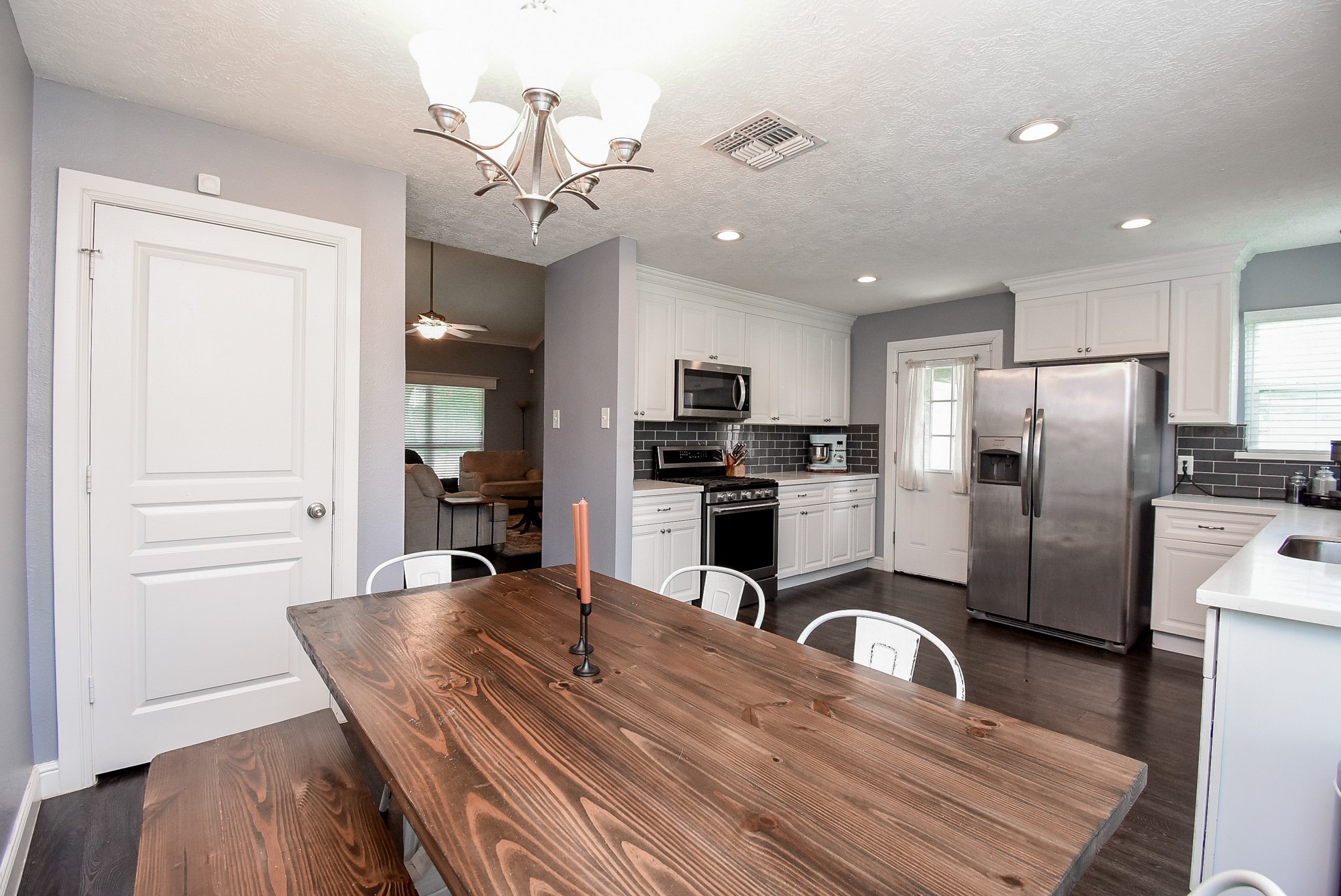 5911 Butterfly Circle Pasadena, TX 77505 - Photo 21 of 45