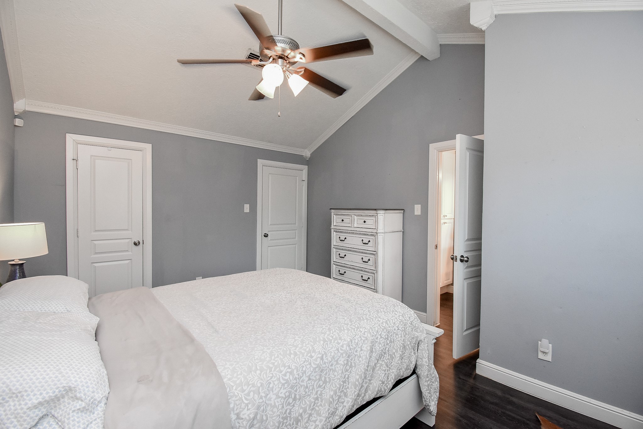 5911 Butterfly Circle Pasadena, TX 77505 - Photo 26 of 45 Primary Bedroom
