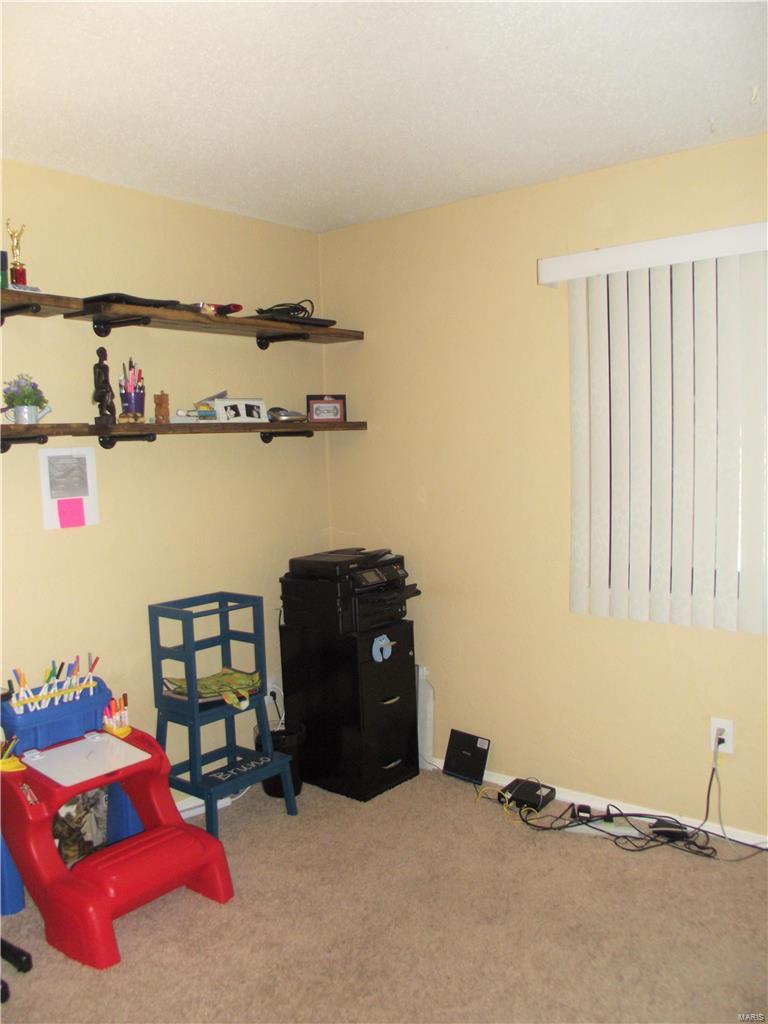 2632 Hampton Road St. Charles, MO 63303 - Photo 17 of 25 Gallery Image 17
