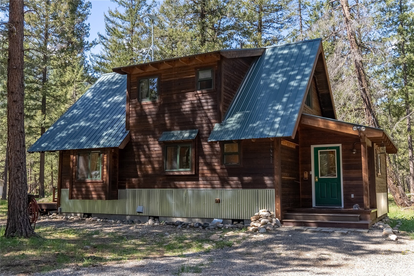 651 Lost River Road Mazama, WA 98833 - Photo 24 of 38 a front view of a house