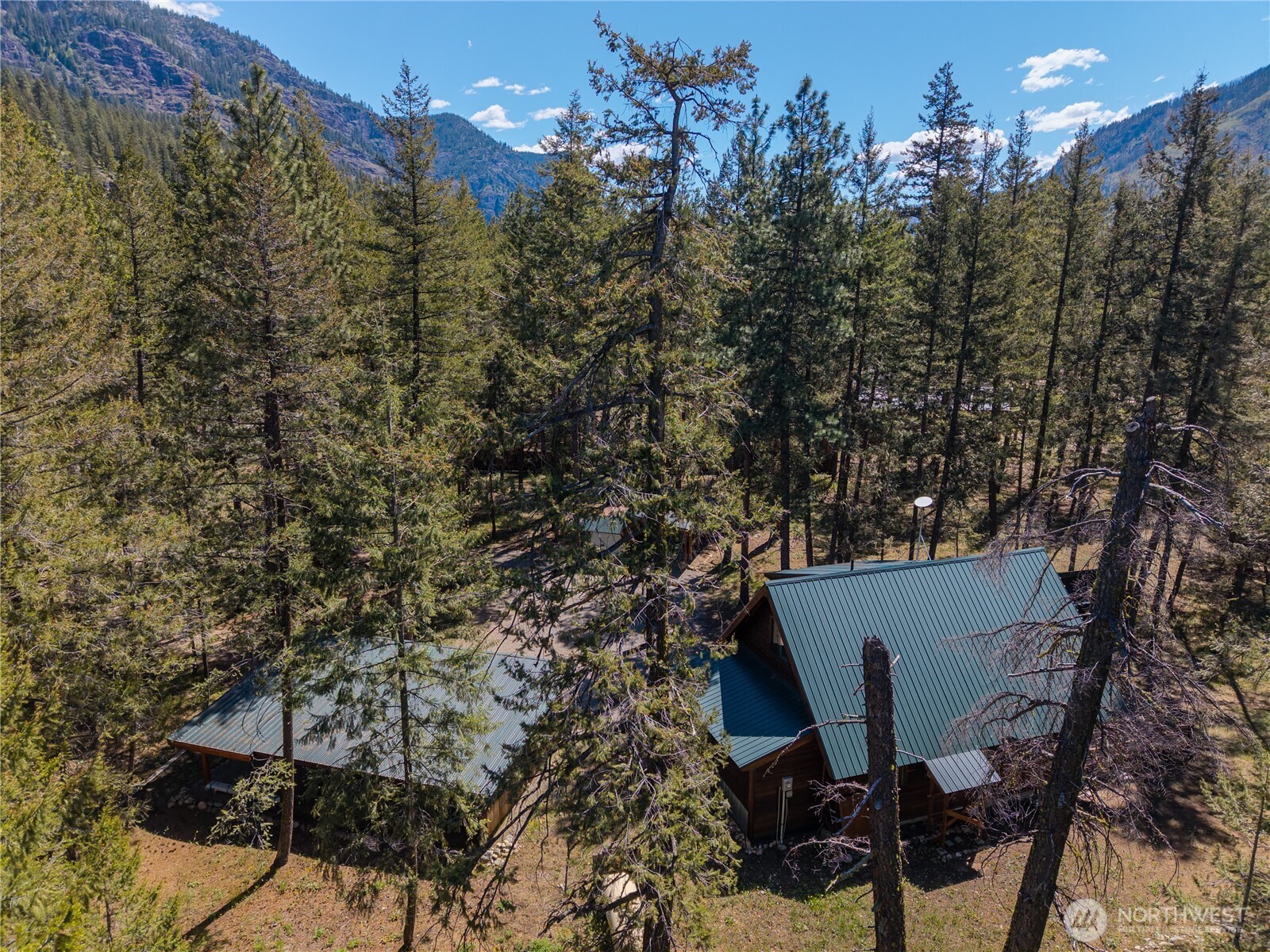 651 Lost River Road Mazama, WA 98833 - Photo 36 of 38 a view of a outdoor space