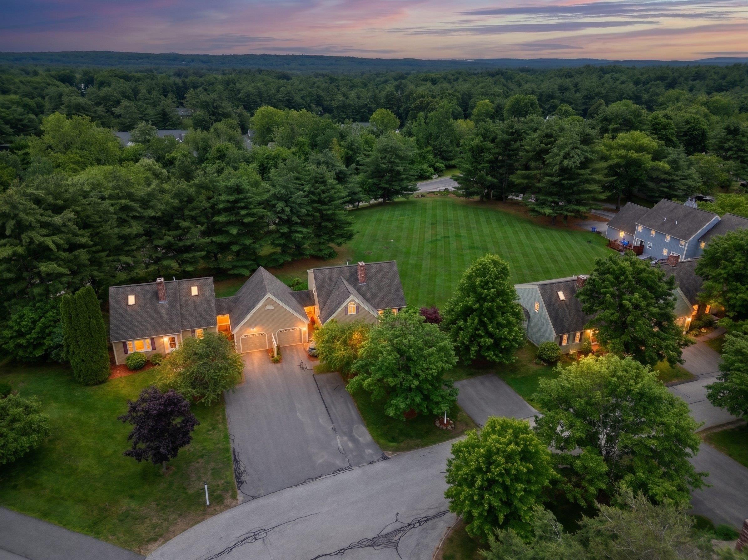 246 Winding Pond Road Londonderry, NH 03053 - Photo 2 of 32