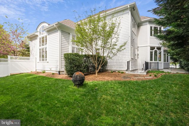 $2,720,000 | 1035 Carper Street, McLean, VA 22101