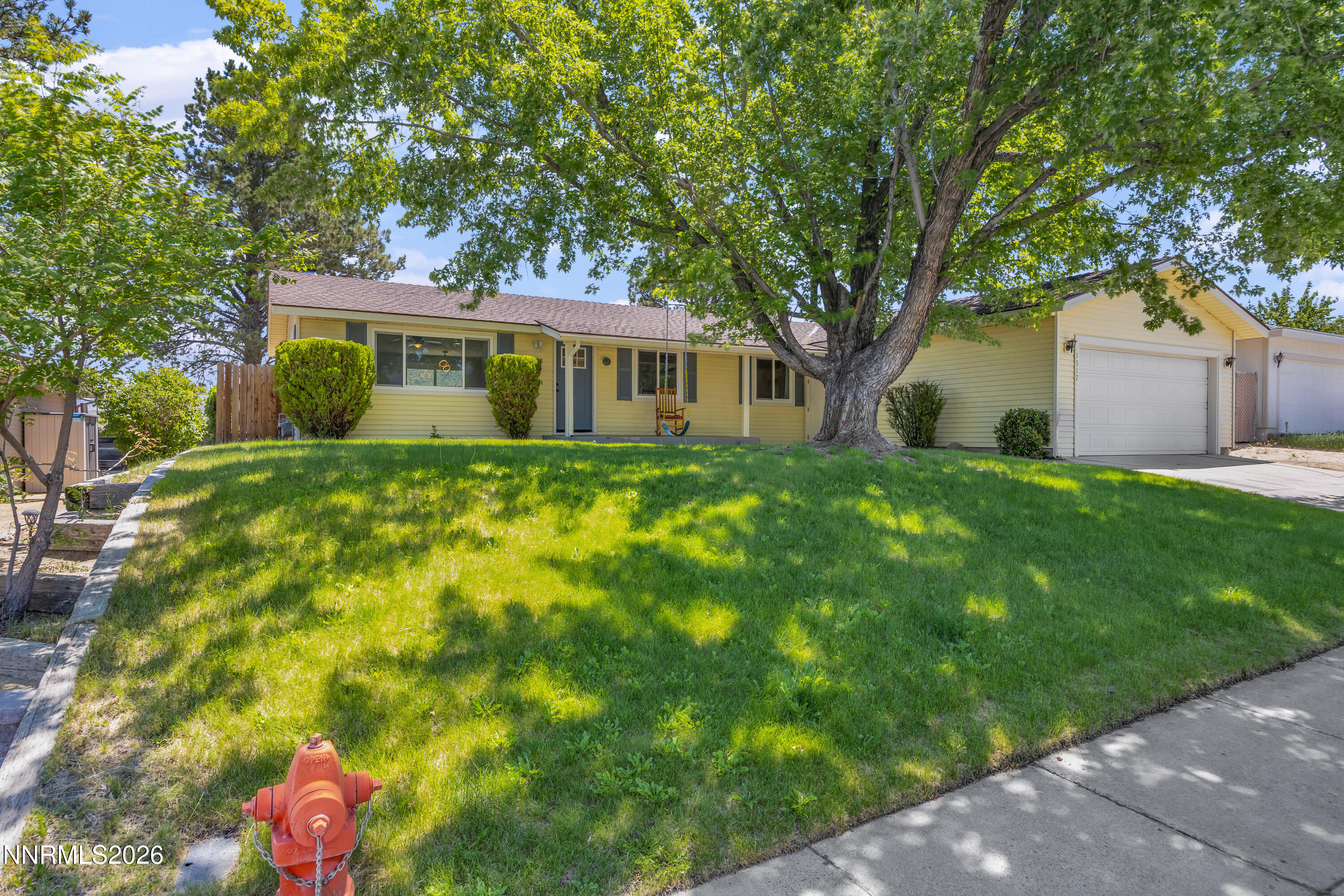 1517 Trolley Way Carson City, NV 89701 - Photo 2 of 27 IMG_3020