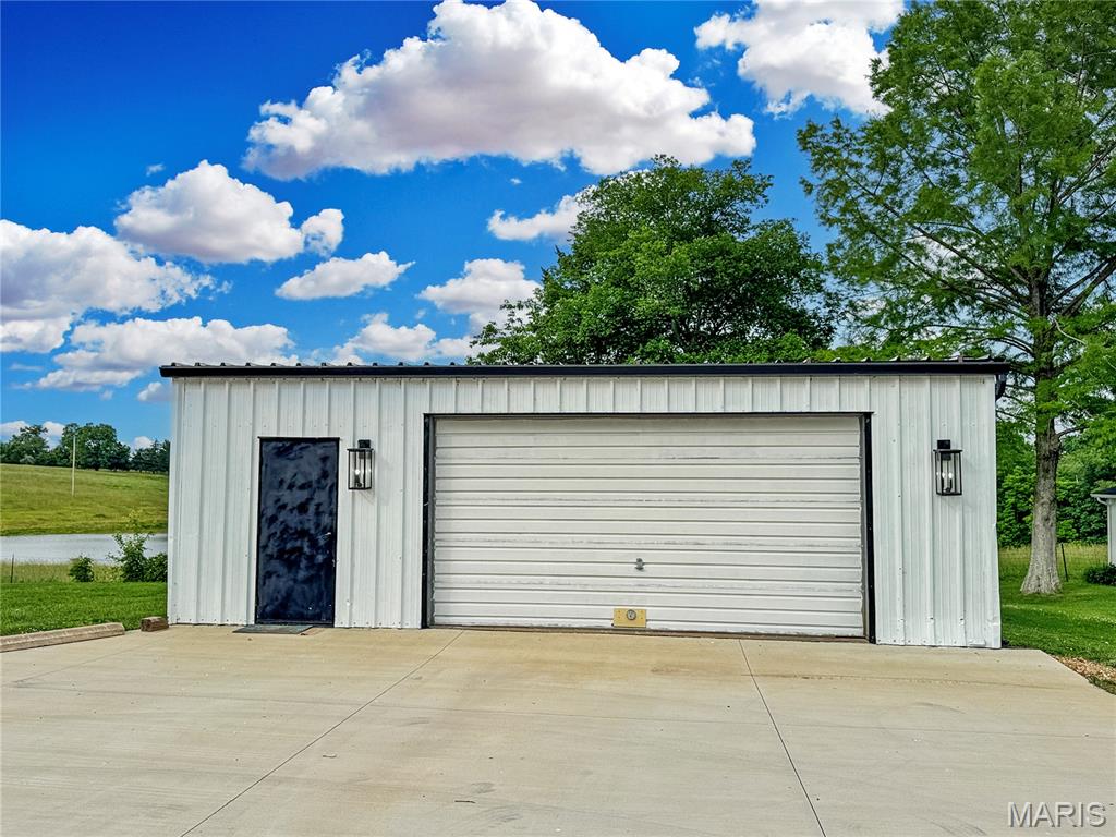 1716 Pottery Road Washington, MO 63090 - Photo 12 of 46