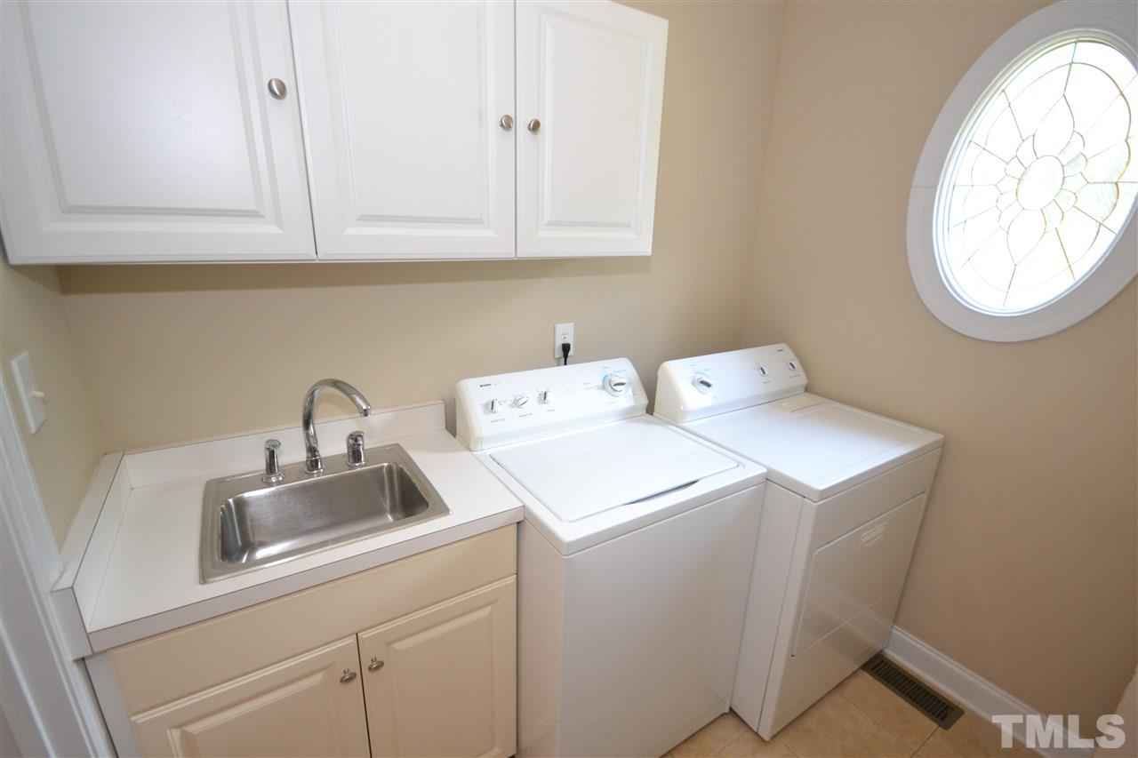 5305 Harbor Crest Road Raleigh, NC 27614 - Photo 12 of 26