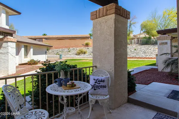 $235,000 | 1930 Montana Vista, Unit B, Lake Havasu City, AZ 86403
