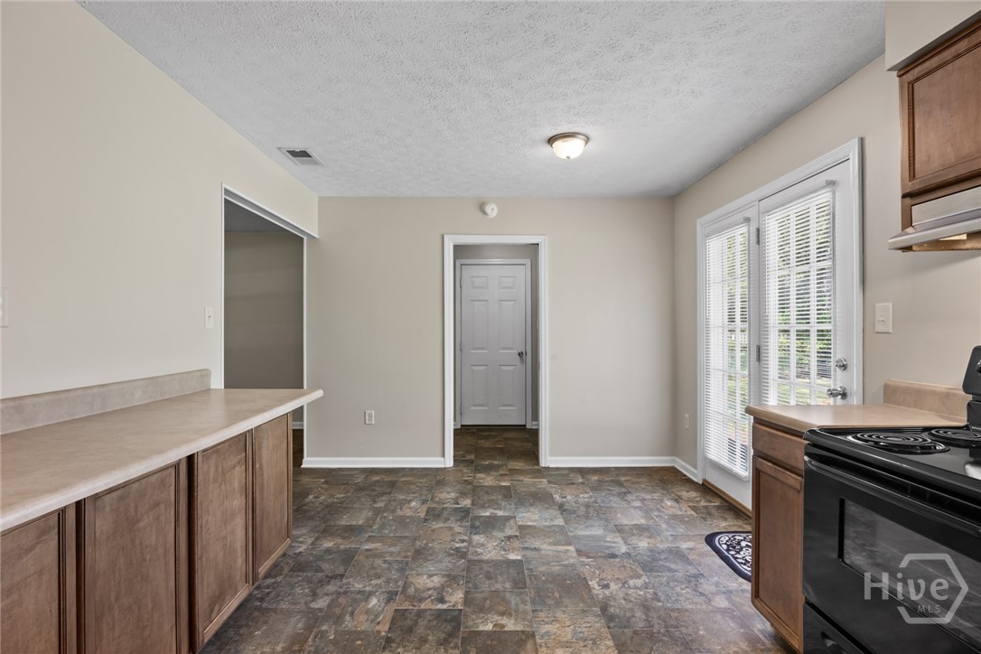 605 McCall Road Springfield, GA 31329 - Photo 7 of 32
