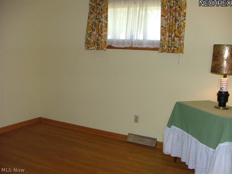 6390 Creston Road Southwest Canton, OH 44706 - Photo 9 of 17 Gallery Image 9
