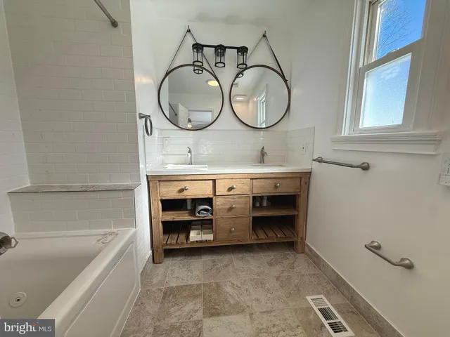 $3,350 | 7419 Farnum Street, Springfield, VA 22151