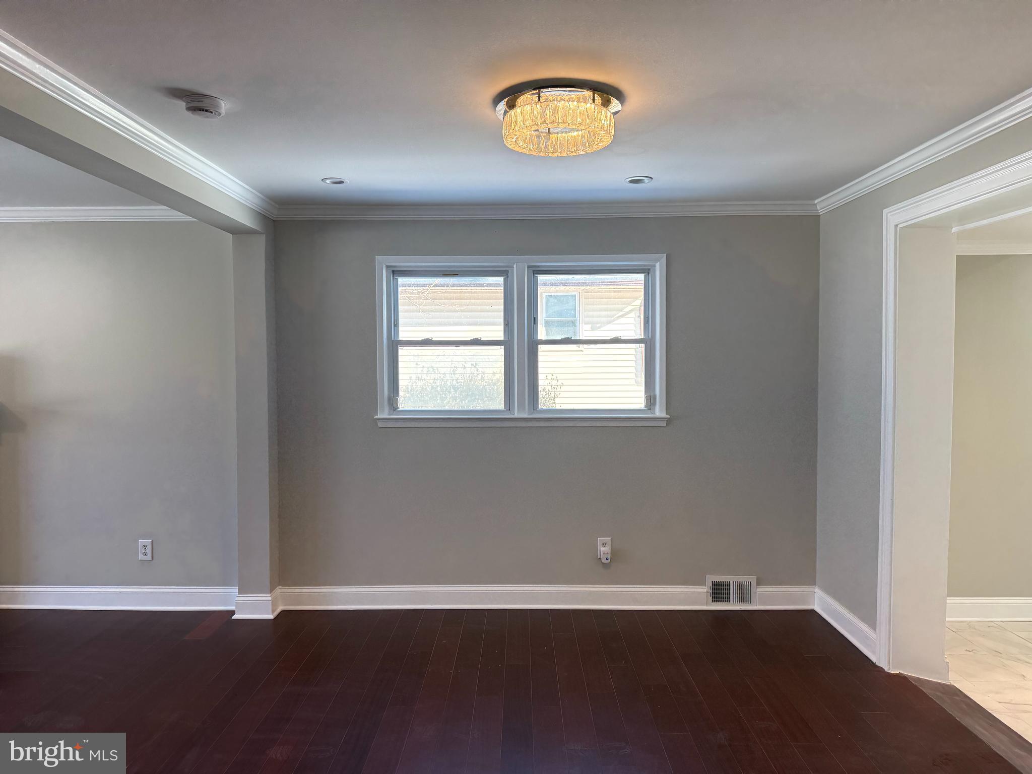 7419 Farnum Street Springfield, VA 22151 - Photo 9 of 28