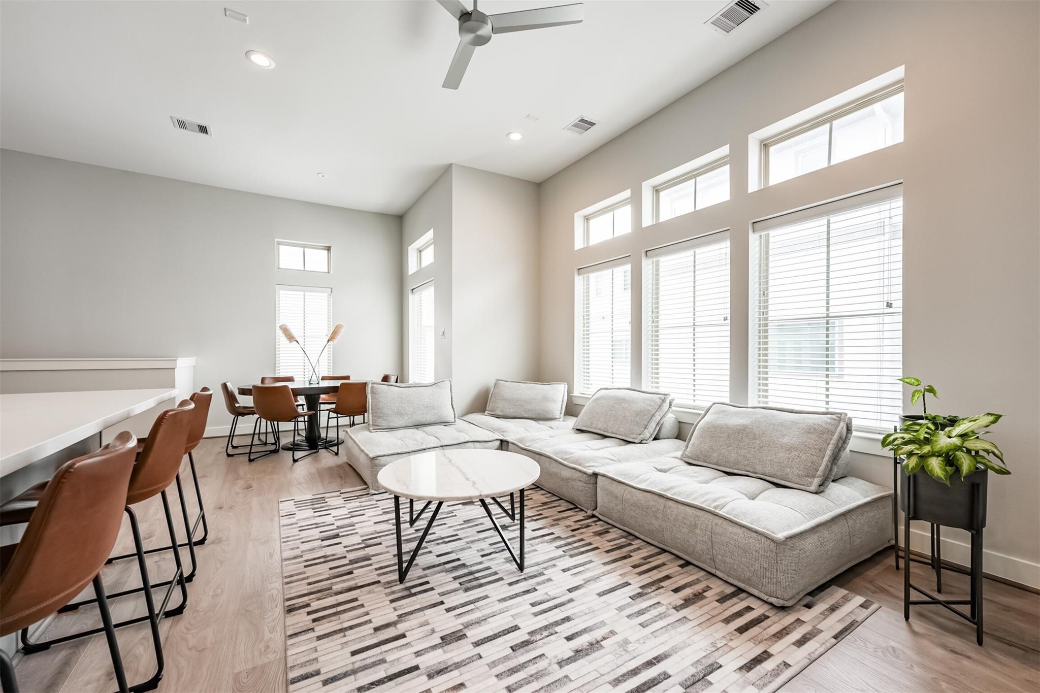 5209 Allen Street, Unit F Houston, TX 77007 - Photo 26 of 40
