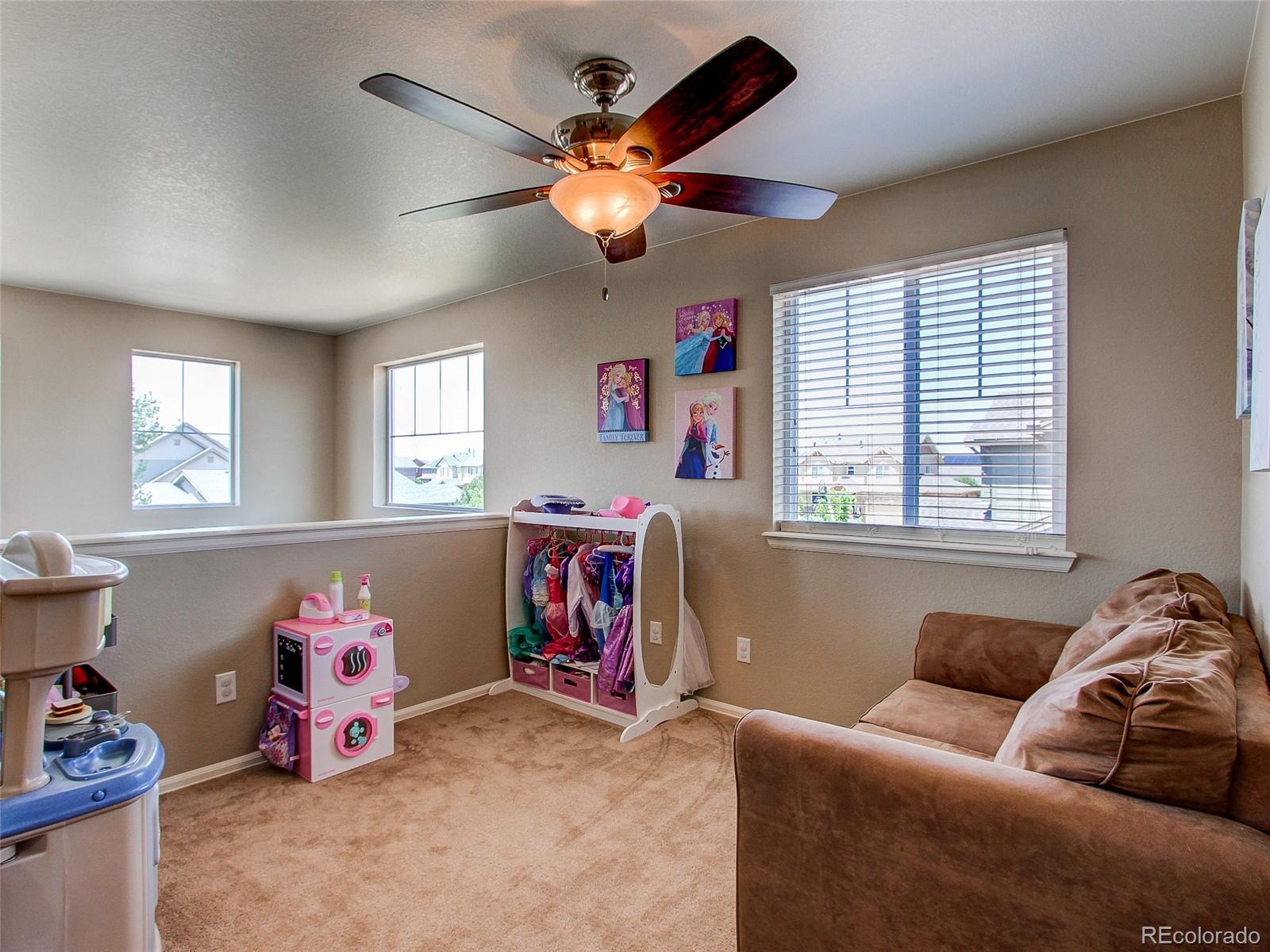 142 North Jackson Gap Way Aurora, CO 80018 - Photo 12 of 28