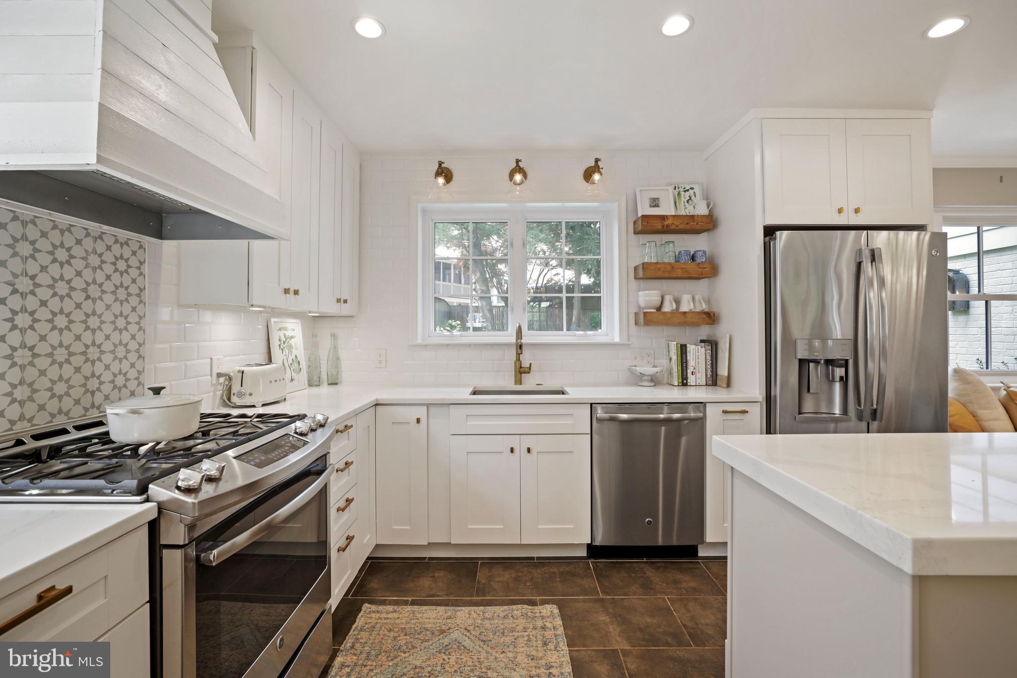 4232 Reno Road Northwest Washington, DC 20008 - Photo 11 of 41