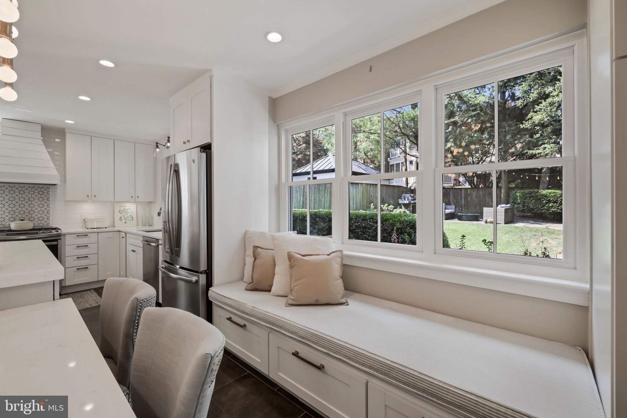 4232 Reno Road Northwest Washington, DC 20008 - Photo 9 of 41