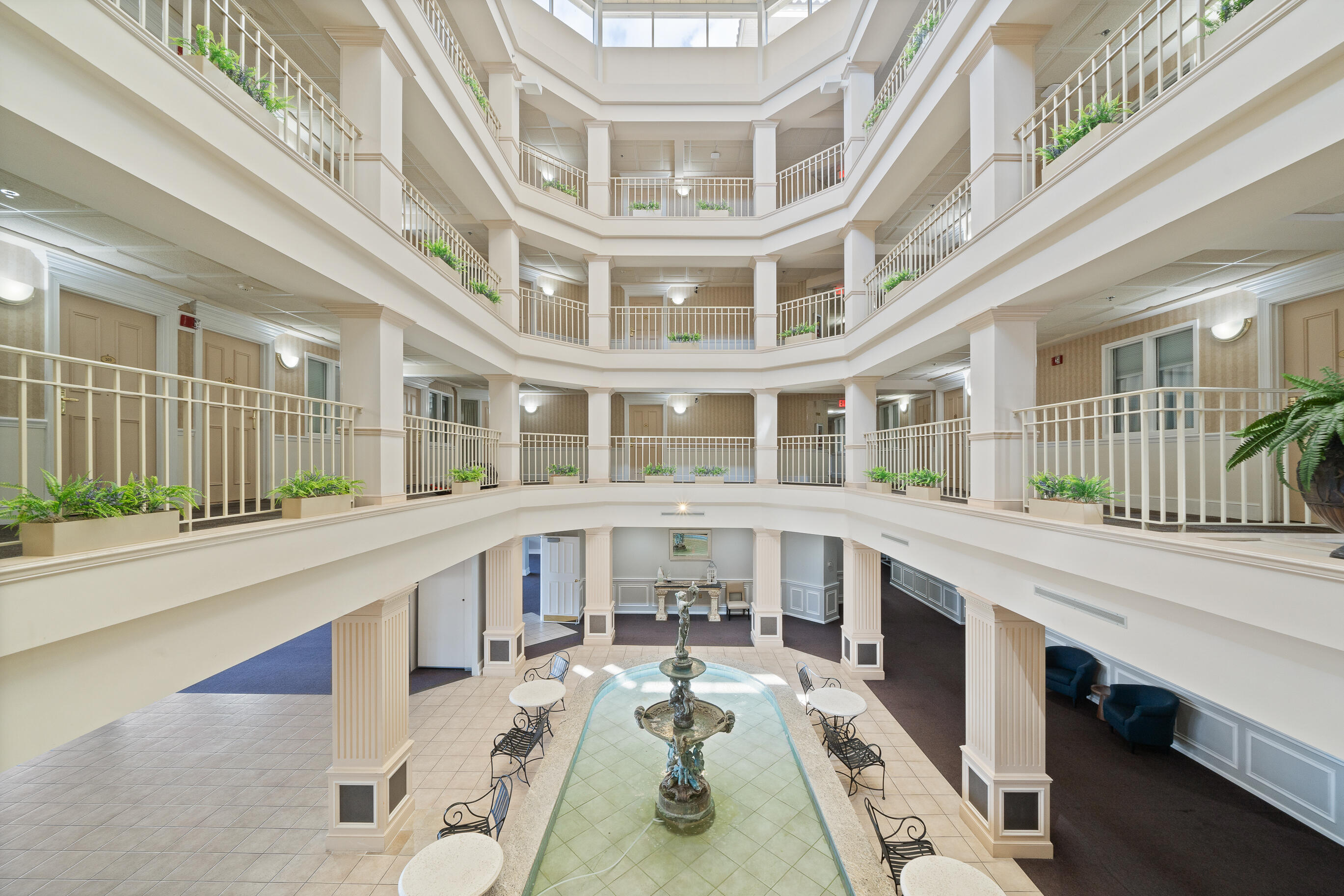 335 Wrigley Drive, Unit 308 Lake Geneva, WI 53147 - Photo 15 of 49 Hotel Atrium Lobby