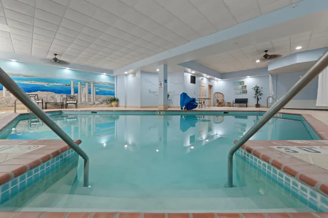 $129,000 | 335 Wrigley Drive, Unit 308, Lake Geneva, WI 53147