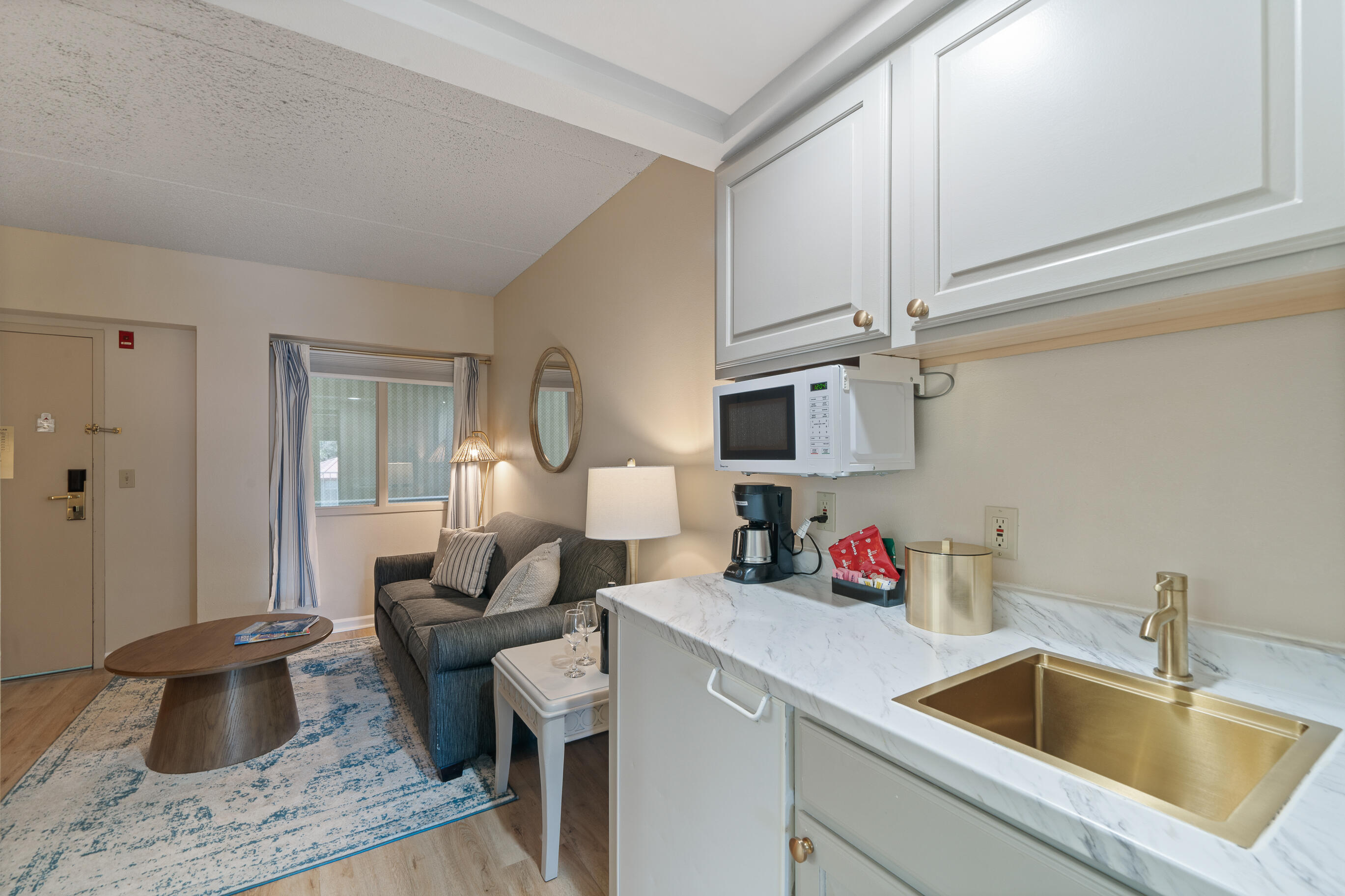335 Wrigley Drive, Unit 308 Lake Geneva, WI 53147 - Photo 6 of 49 In-Unit Kitchen