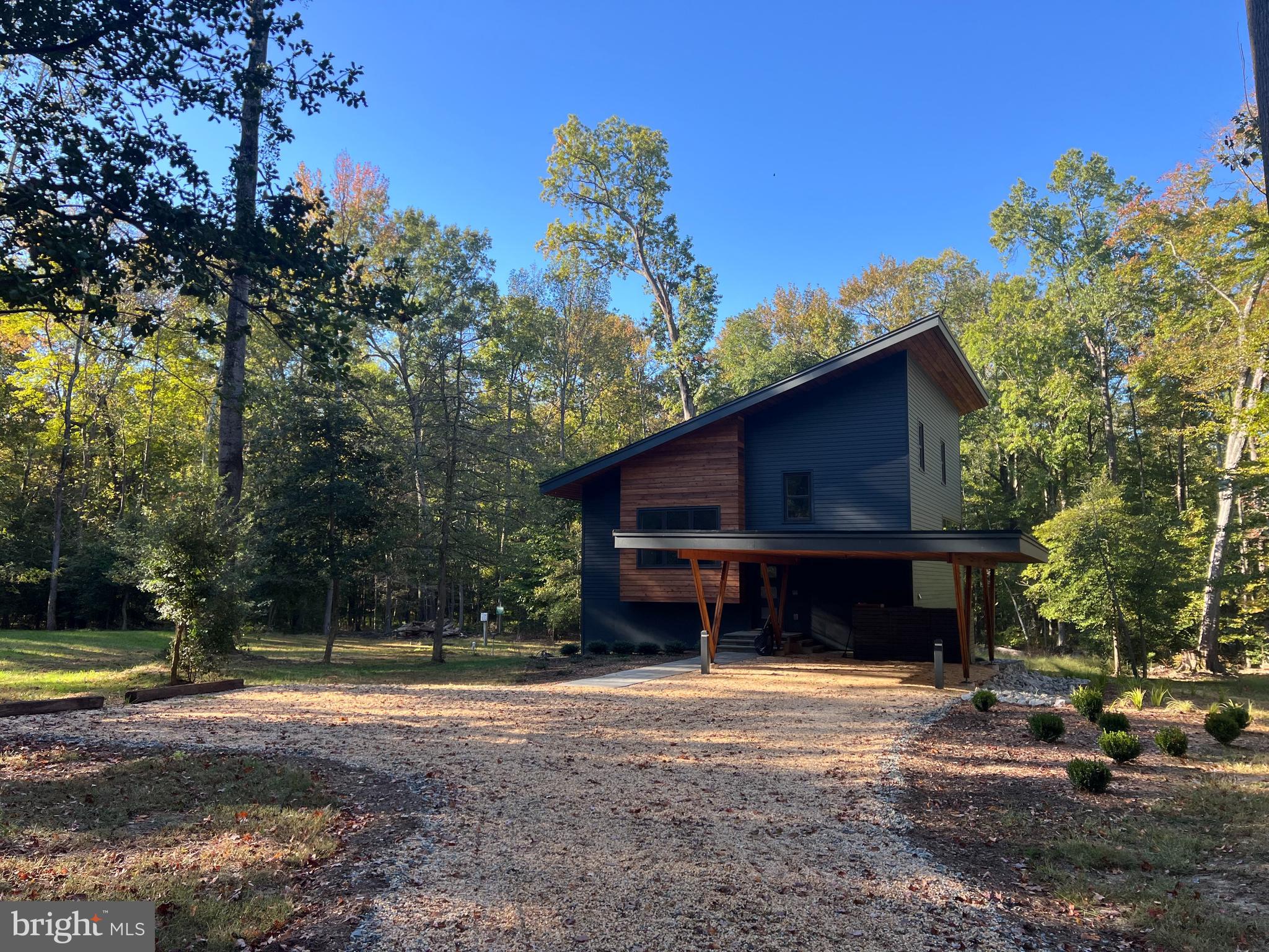 48 Waller Point Drive Stafford, VA 22554 - Photo 1 of 43 a view of a house with backyard and sitting area