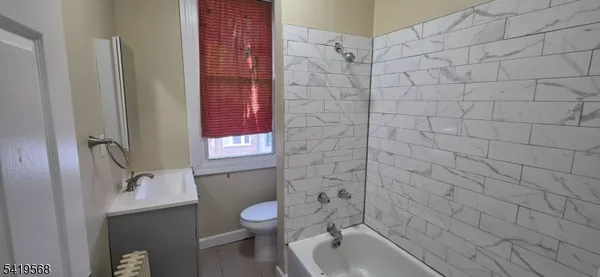 $2,000 | 120 Sunset Avenue, Newark, NJ 07106