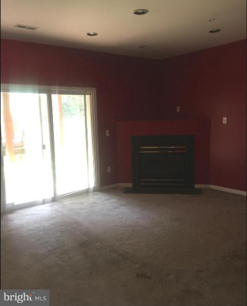 605 Trout Run Court Odenton, MD 21113 - Photo 3 of 14 Family Room