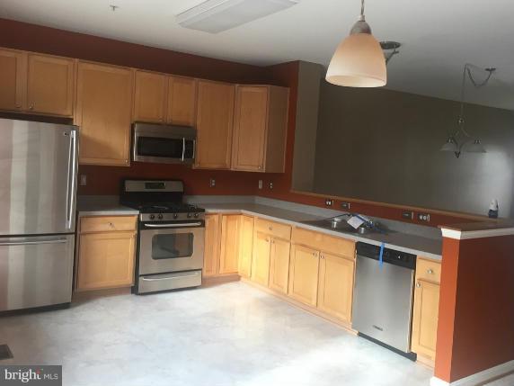 605 Trout Run Court Odenton, MD 21113 - Photo 6 of 14 Kitchen