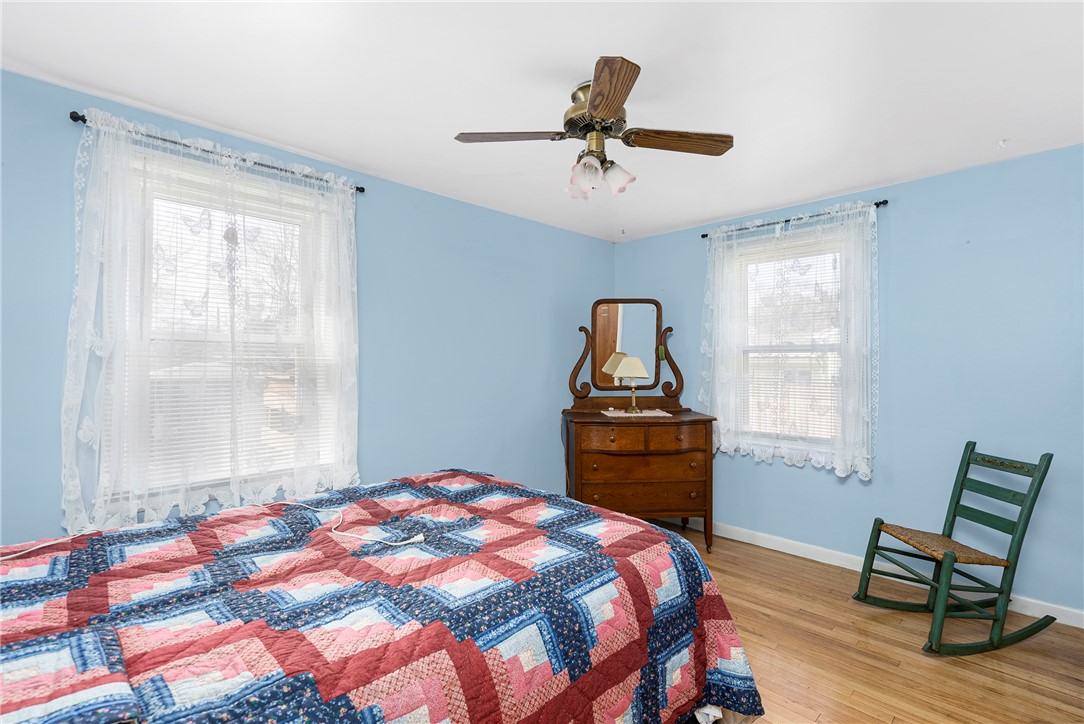 315 Potowomut Road Warwick, RI 02818 - Photo 12 of 25