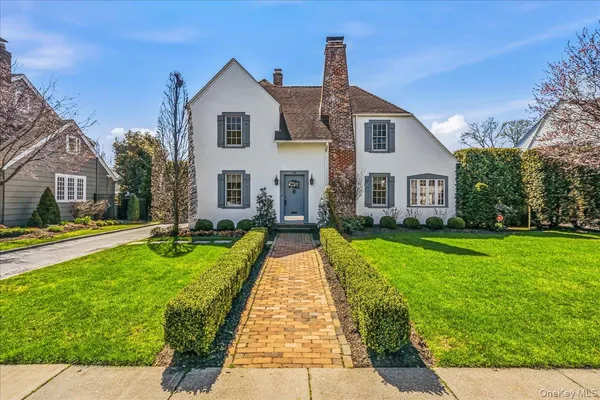 $1,499,000 | 108 Chestnut Street, Garden City, NY 11530