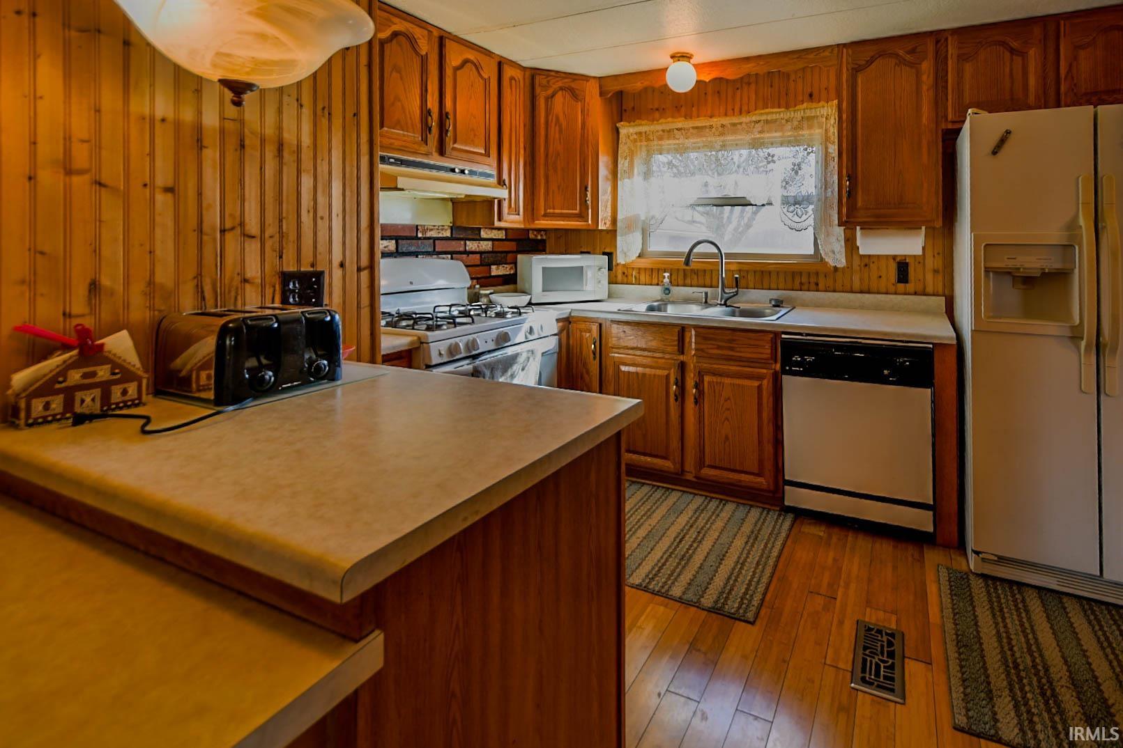 3579 County Road 52 Auburn, IN 46706 - Photo 13 of 31