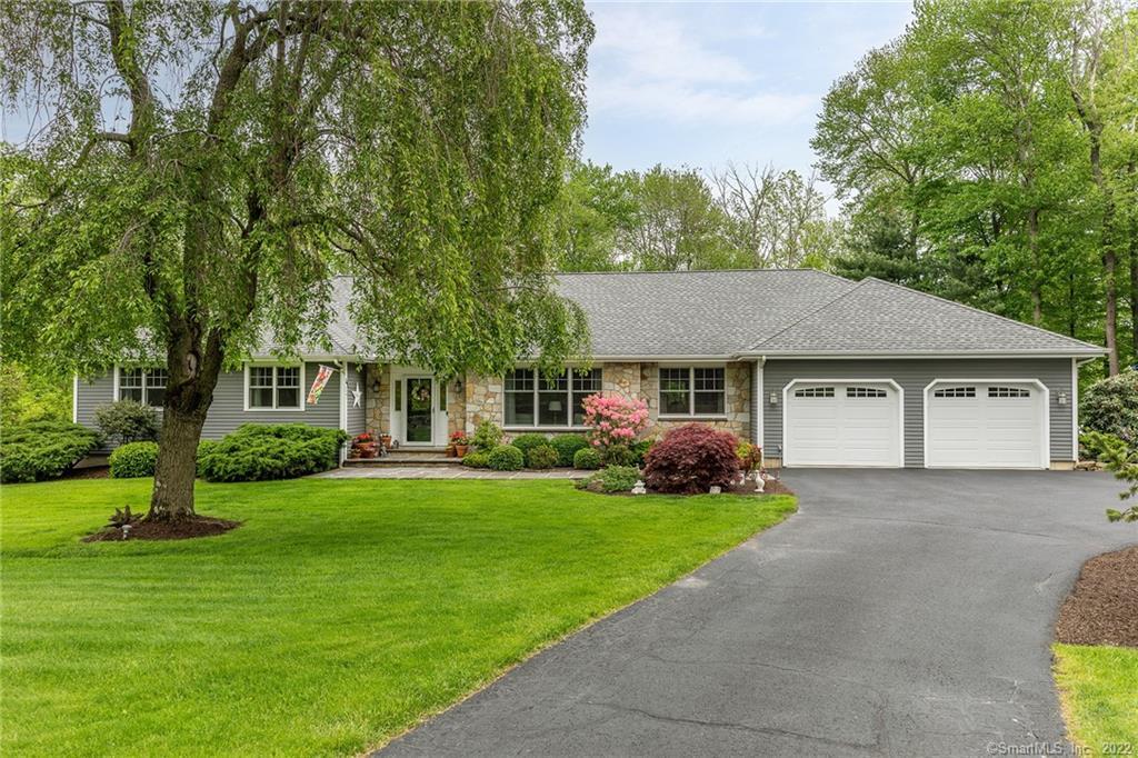 17 Titicus Mountain Road New Fairfield, CT 06812 - Photo 1 of 1 Gallery Image 1