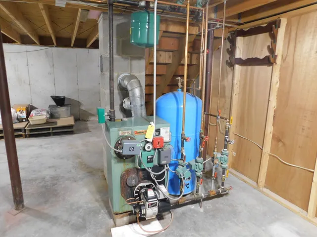 $385,000 | 435 Canaan Road, Skowhegan, ME 04976