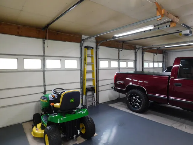 $385,000 | 435 Canaan Road, Skowhegan, ME 04976