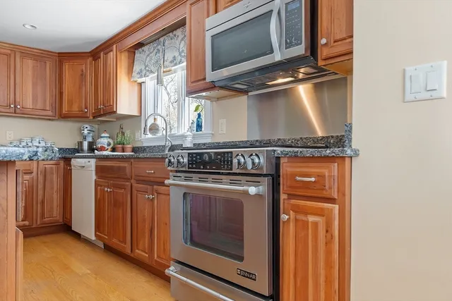 $759,000 | 13 Washington Street, North Reading, MA 01864