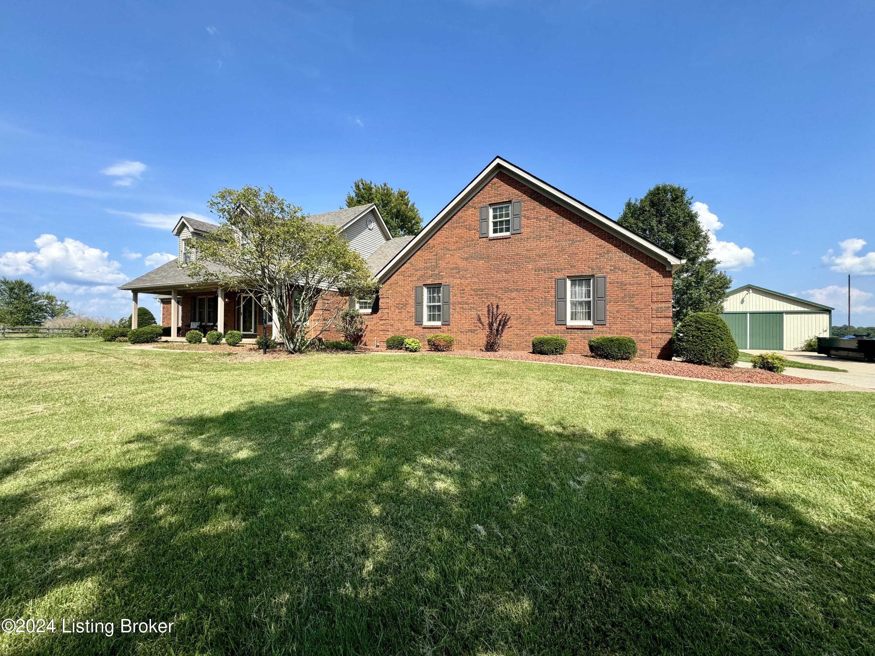 1090 McLain Road Springfield, KY 40069 - Photo 2 of 98 IMG_9428