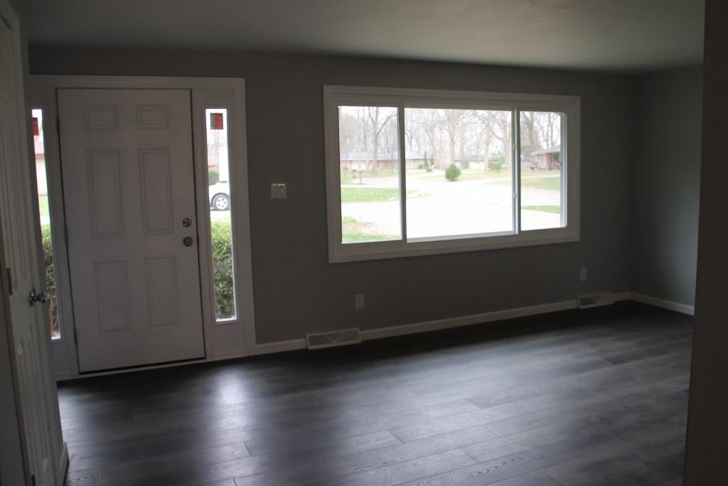 3516 Manchester Road Anderson, IN 46012 - Photo 13 of 30 Gallery Image 13