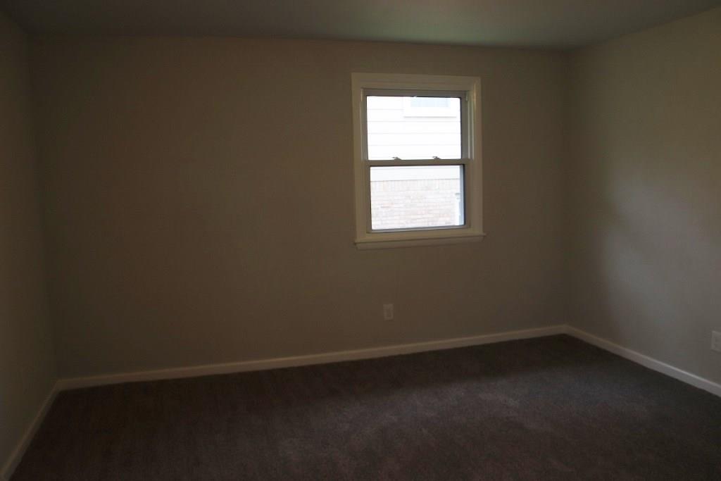3516 Manchester Road Anderson, IN 46012 - Photo 18 of 30 Gallery Image 18