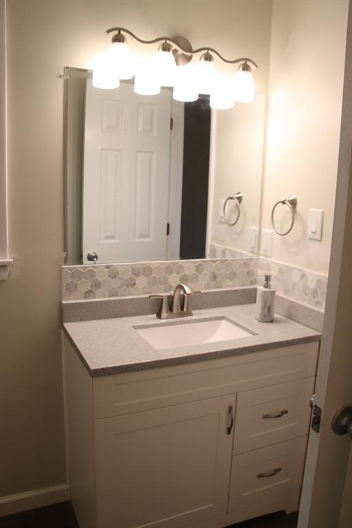 3516 Manchester Road Anderson, IN 46012 - Photo 20 of 30 Gallery Image 20