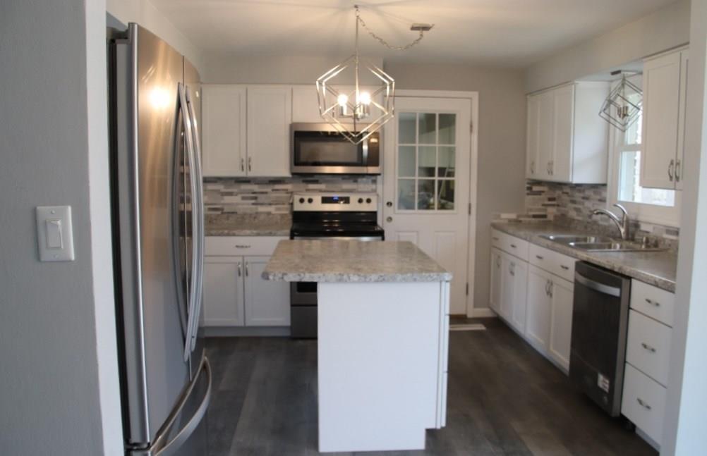 3516 Manchester Road Anderson, IN 46012 - Photo 6 of 30 Gallery Image 6