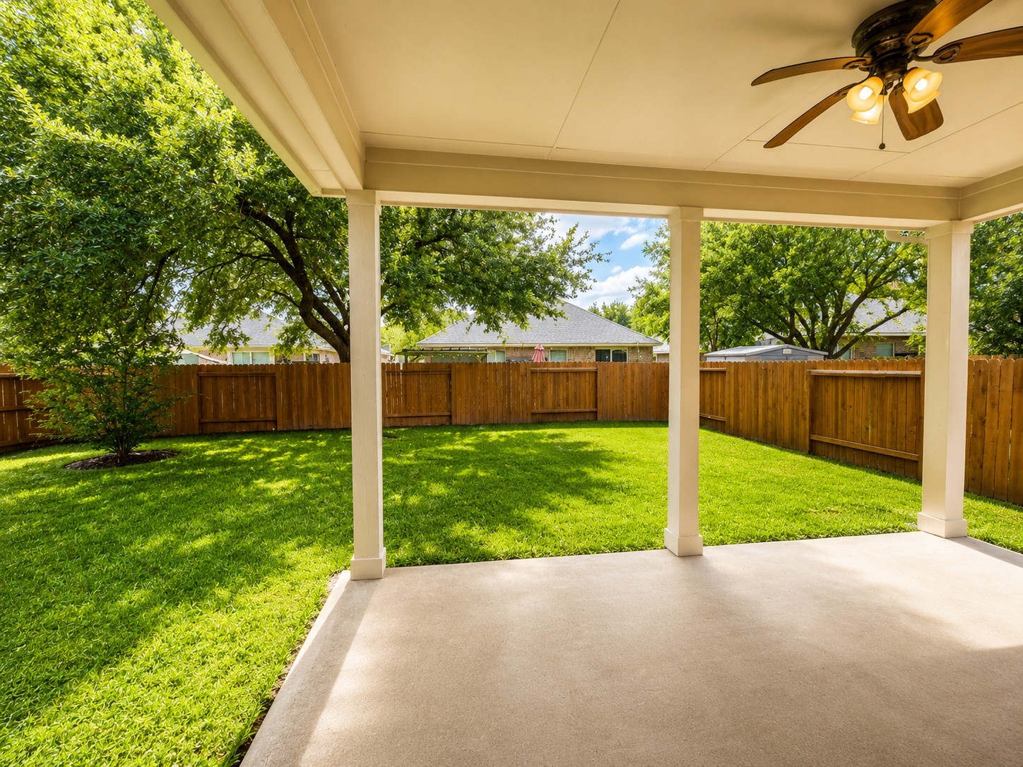 14427 Red Tailed Hawk Lane Houston, TX 77044 - Photo 5 of 7