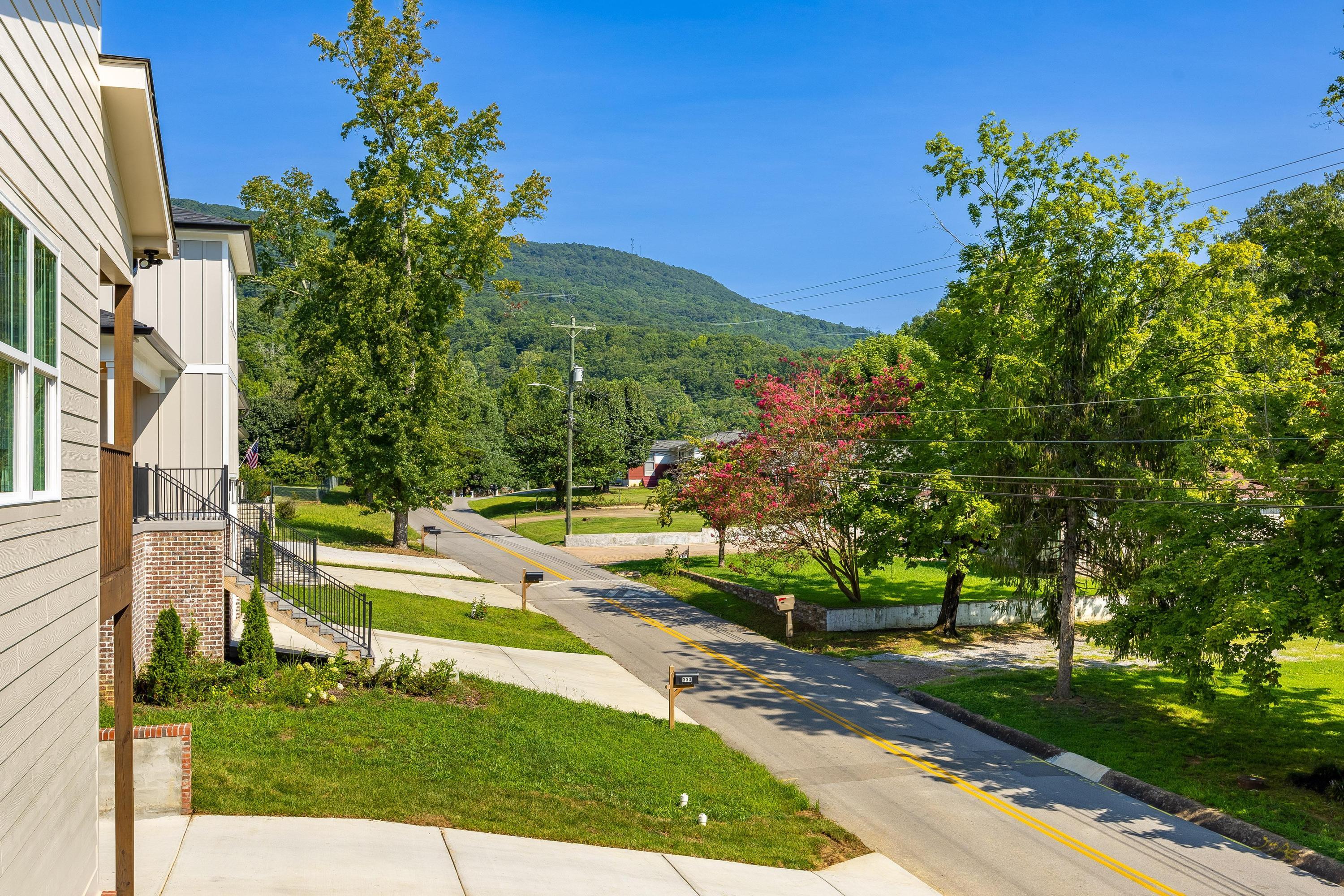 2026_08_August_329_Isbill_Rd_0012