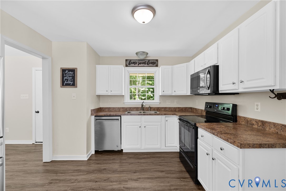 3320 Duke Road Powhatan, VA 23139 - Photo 10 of 41