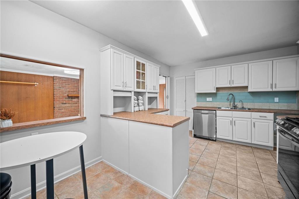 405 Routh Street Monroeville, PA 15146 - Photo 8 of 39 Kitchen looks out into family room