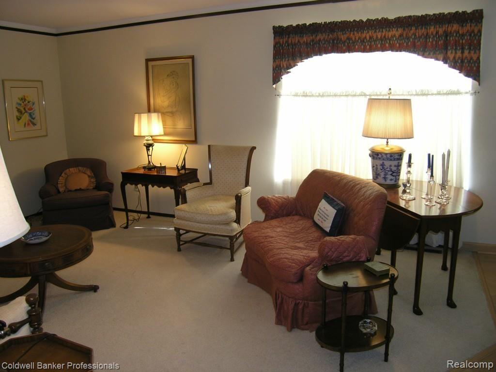 30208 Southfield Road Southfield, MI 48076 - Photo 5 of 19