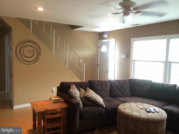 91 Quaker Hill Road Levittown, PA 19057 - Photo 12 of 25 Gallery Image 12