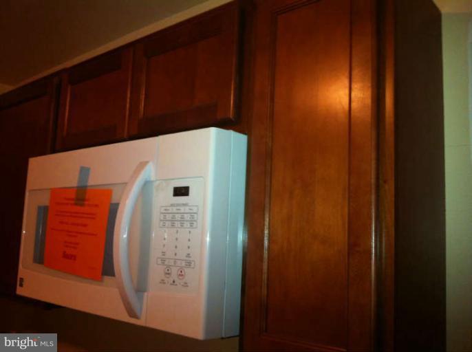 4117 Addison Road Fairfax, VA 22030 - Photo 10 of 14 Kitchen