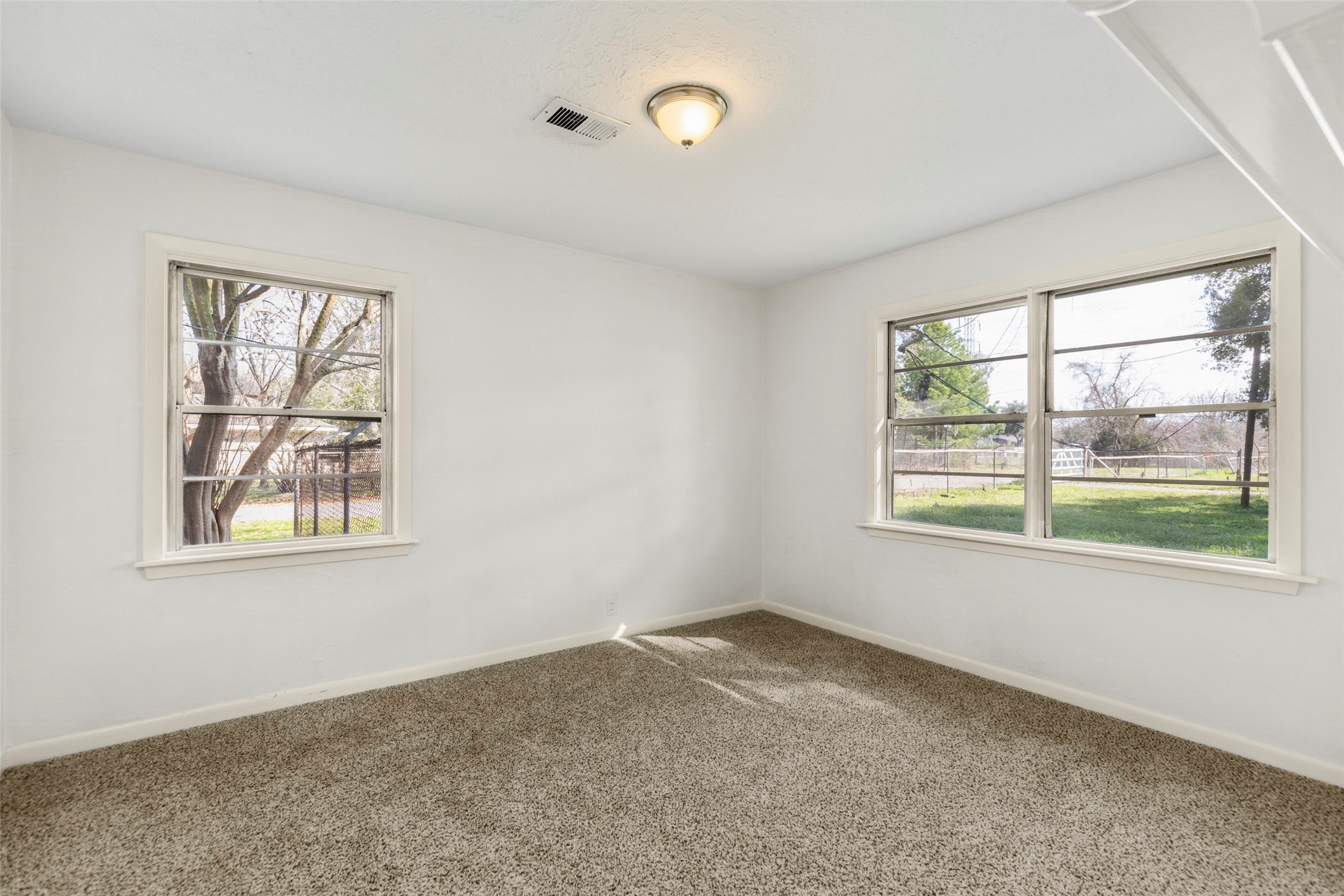 9001 Friendship Road Houston, TX 77080 - Photo 15 of 22 a view of an empty room with a window