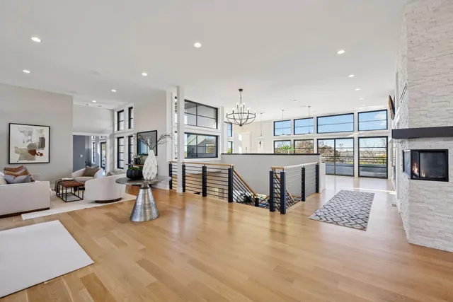 $1,995,000 | 12 Overholt Pass, Edina, MN 55439