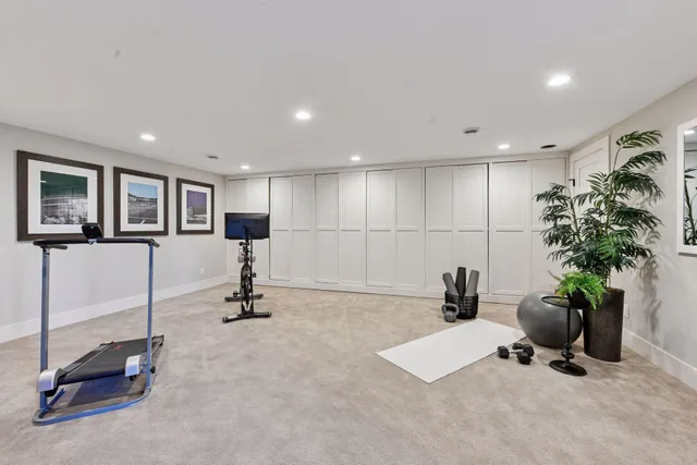 $1,995,000 | 12 Overholt Pass, Edina, MN 55439