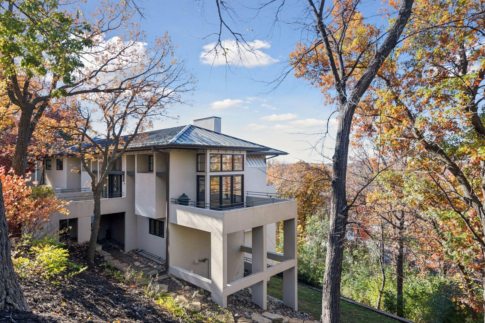 12 Overholt Pass Edina, MN 55439 - Photo 10 of 102